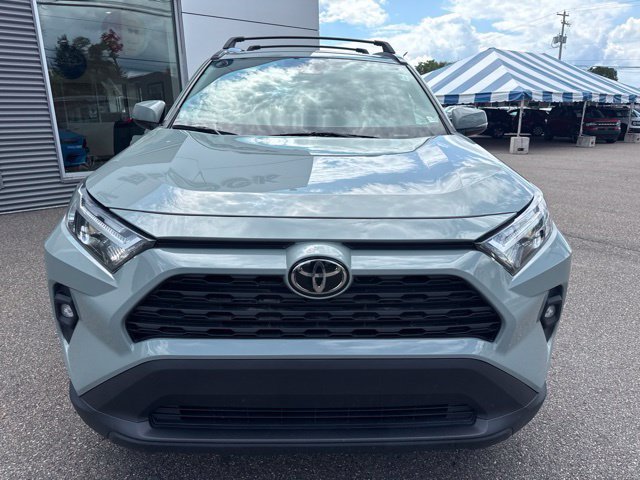 Used 2023 Toyota RAV4 XLE Premium AWD/4WD image 3