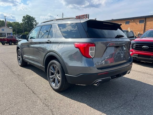 Certified 2023 Ford Explorer XLT w/ Equipment Group 202A AWD/4WD image 6