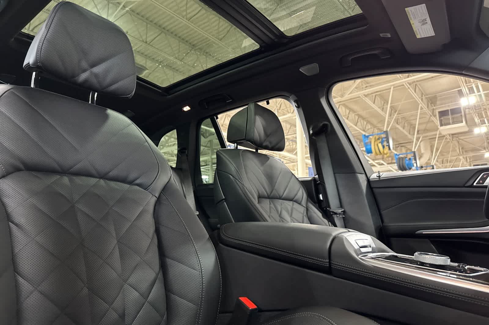 Used 2026 BMW X5 M60i AWD/4WD image 17