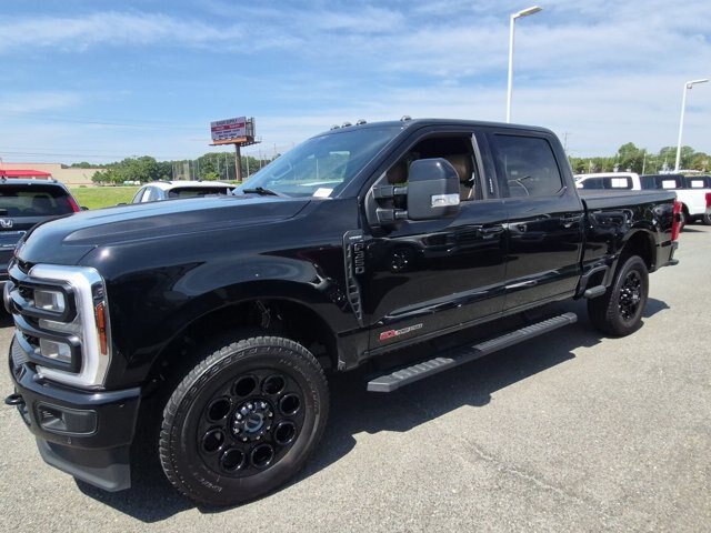 Certified 2024 Ford F350 Lariat w/ Lariat Ultimate Package AWD/4WD image 8