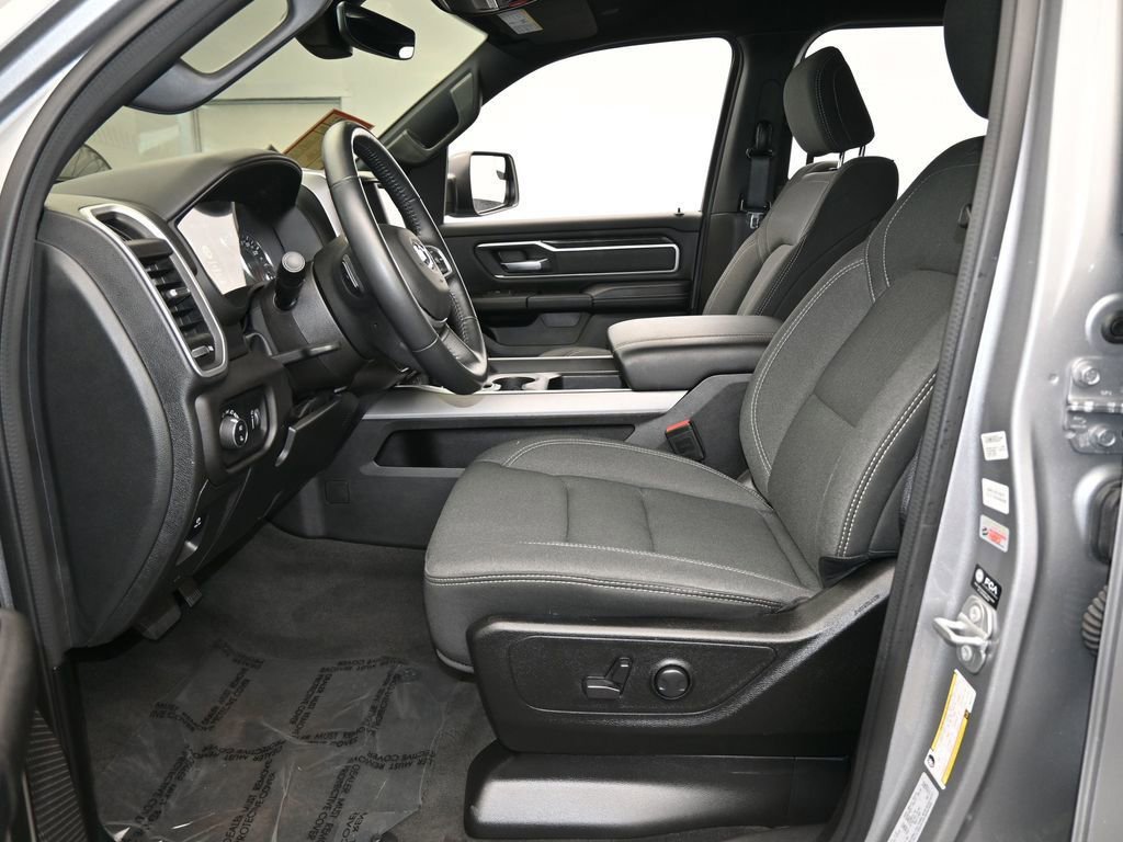 Used 2023 RAM 1500 Big Horn image 29