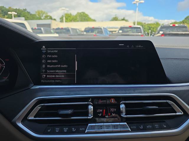 Used 2022 BMW X5 xDrive40i w/ Premium Package AWD/4WD image 32