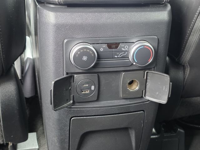 Certified 2022 Ford Explorer XLT w/ Equipment Group 202A RWD image 18