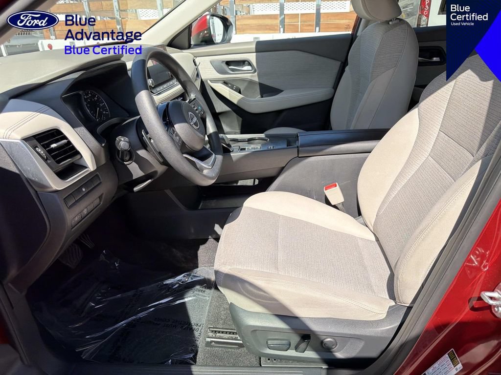Used 2023 Nissan Rogue SV FWD image 18