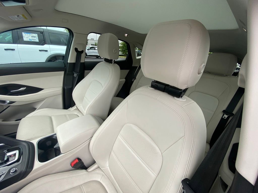 Used 2023 Jaguar E-PACE SE AWD/4WD image 22