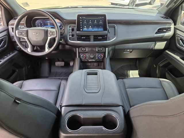 Used 2024 Chevrolet Tahoe Z71 w/ Luxury Package AWD/4WD image 8