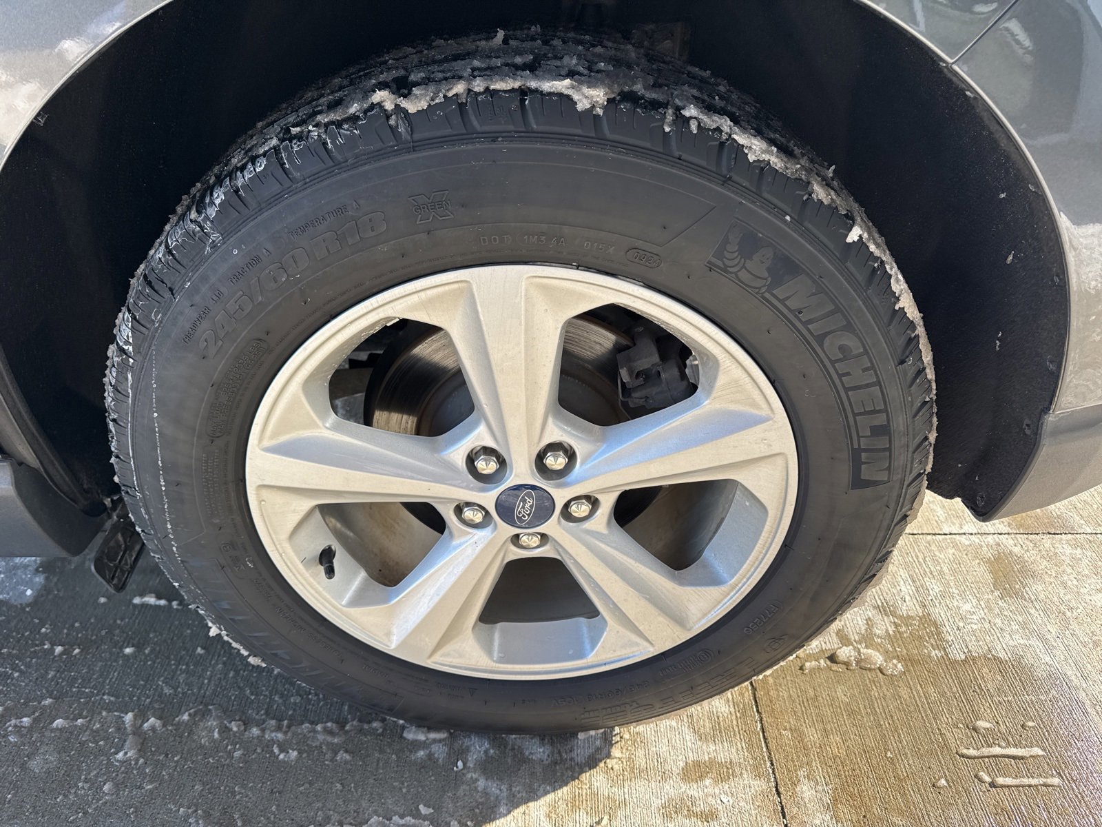 Certified 2020 Ford Edge SE image 18