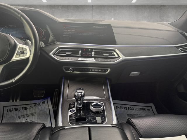 Used 2021 BMW X7 xDrive40i w/ M Sport Package AWD/4WD image 4