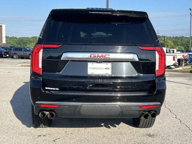 Used 2022 GMC Yukon XL Denali w/ Denali Premium Package AWD/4WD image 5