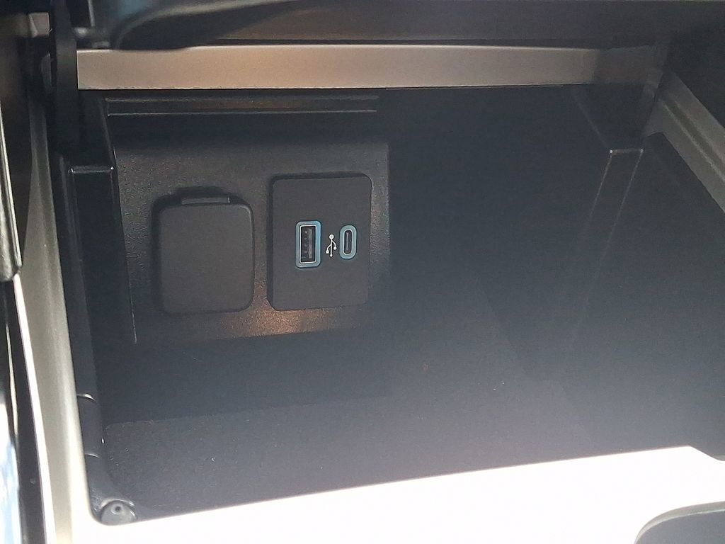 Certified 2022 Ford Explorer ST w/ Equipment Group 401A image 25