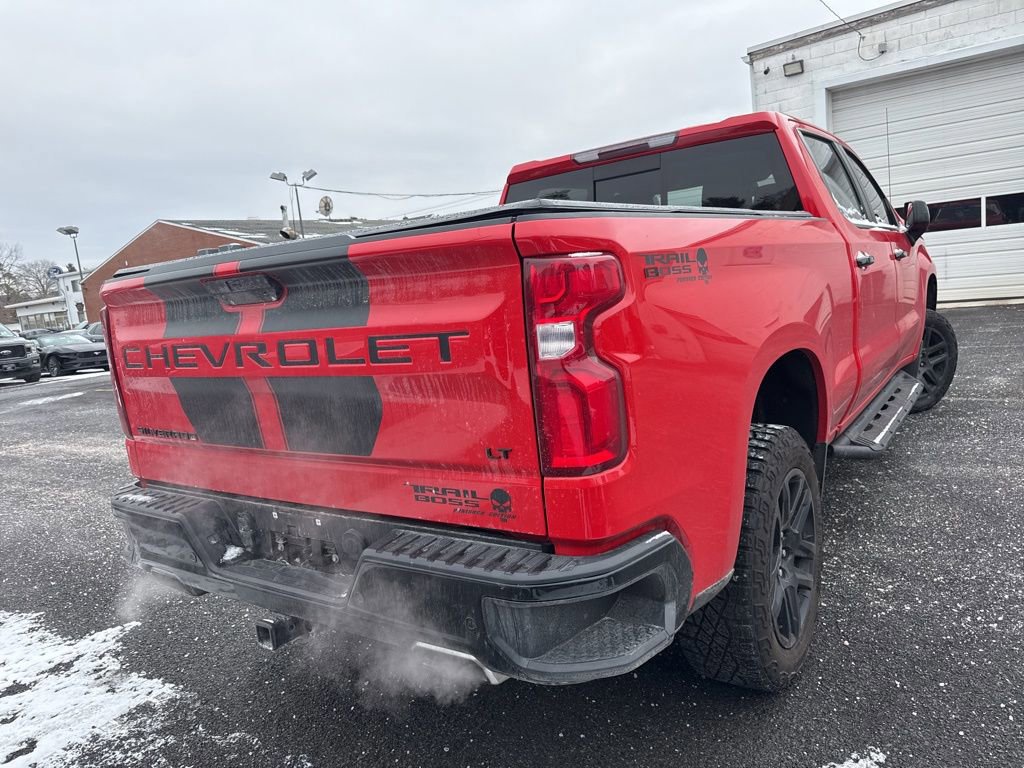 Used 2021 Chevrolet Silverado 1500 LT Trail Boss image 3
