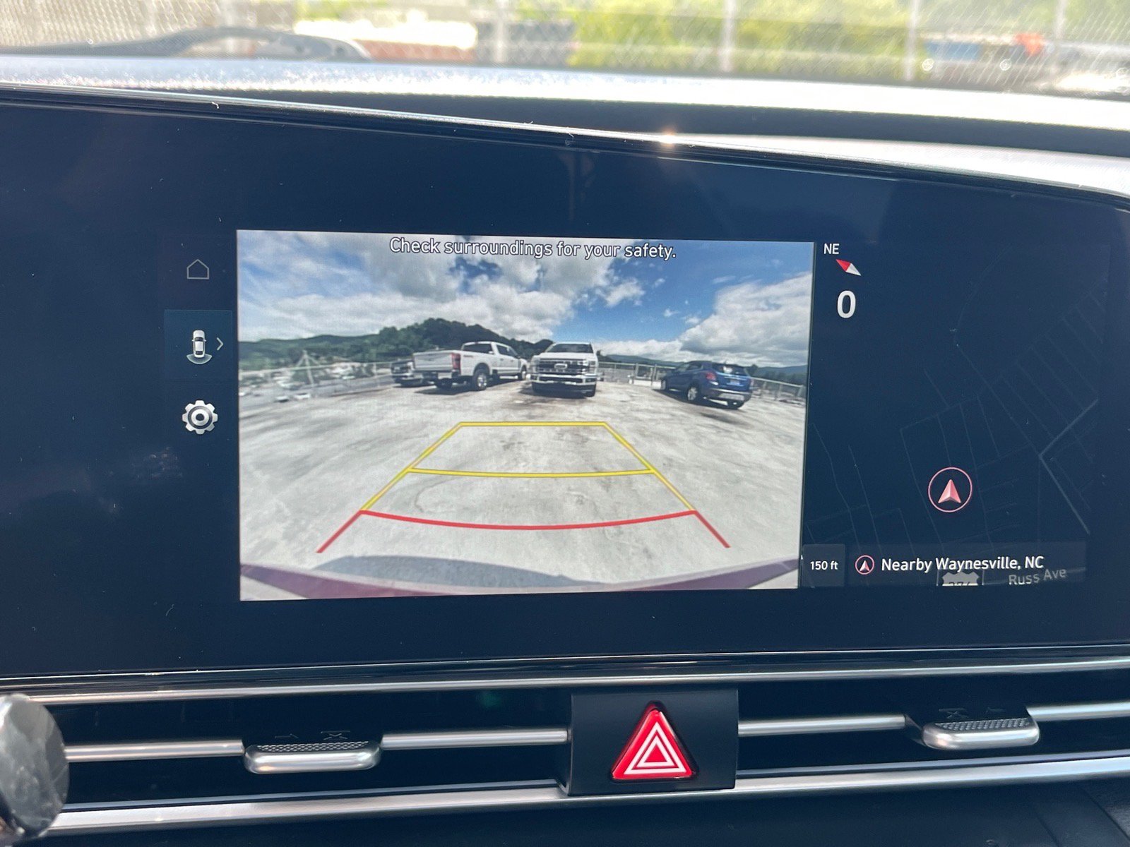 Used 2025 Hyundai Elantra SEL FWD image 10