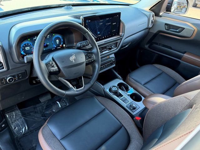 Certified 2025 Ford Bronco Sport Outer Banks w/ Outer Banks Tech Package+ AWD/4WD image 9