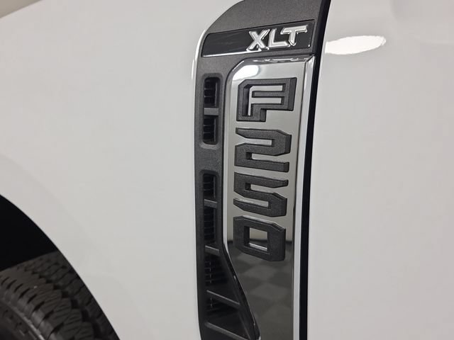 Certified 2024 Ford F250 XLT w/ 360-Degree Camera Package AWD/4WD image 11