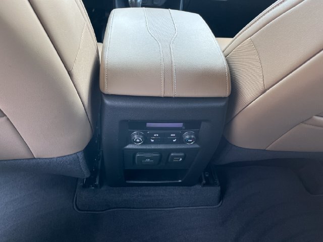 Used 2022 Chevrolet Traverse Premier w/ LPO, Floor Liner Package AWD/4WD image 22