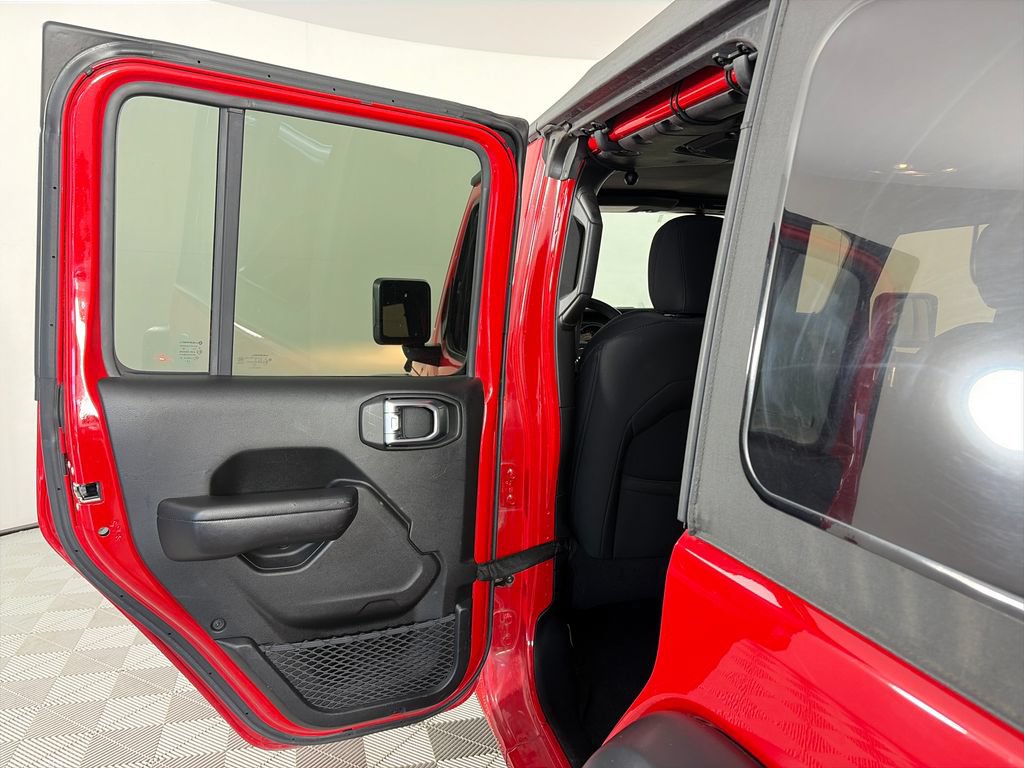 Used 2019 Jeep Wrangler Unlimited Sport S AWD/4WD image 12