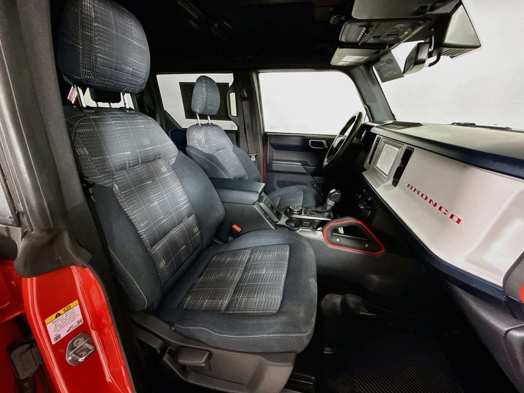 Certified 2023 Ford Bronco Heritage Edition AWD/4WD image 28