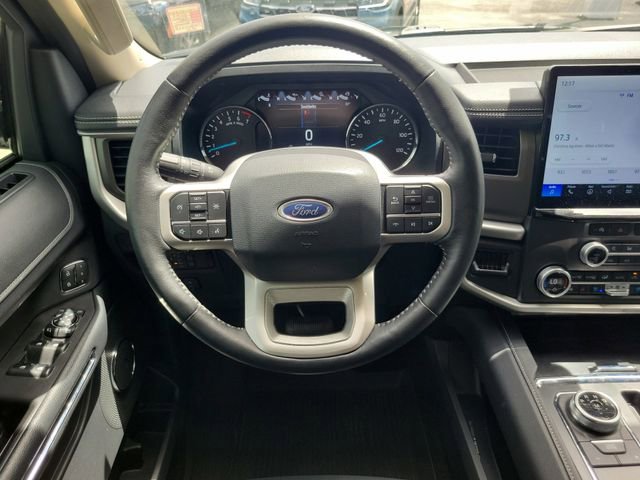 Certified 2024 Ford Expedition XLT RWD image 12