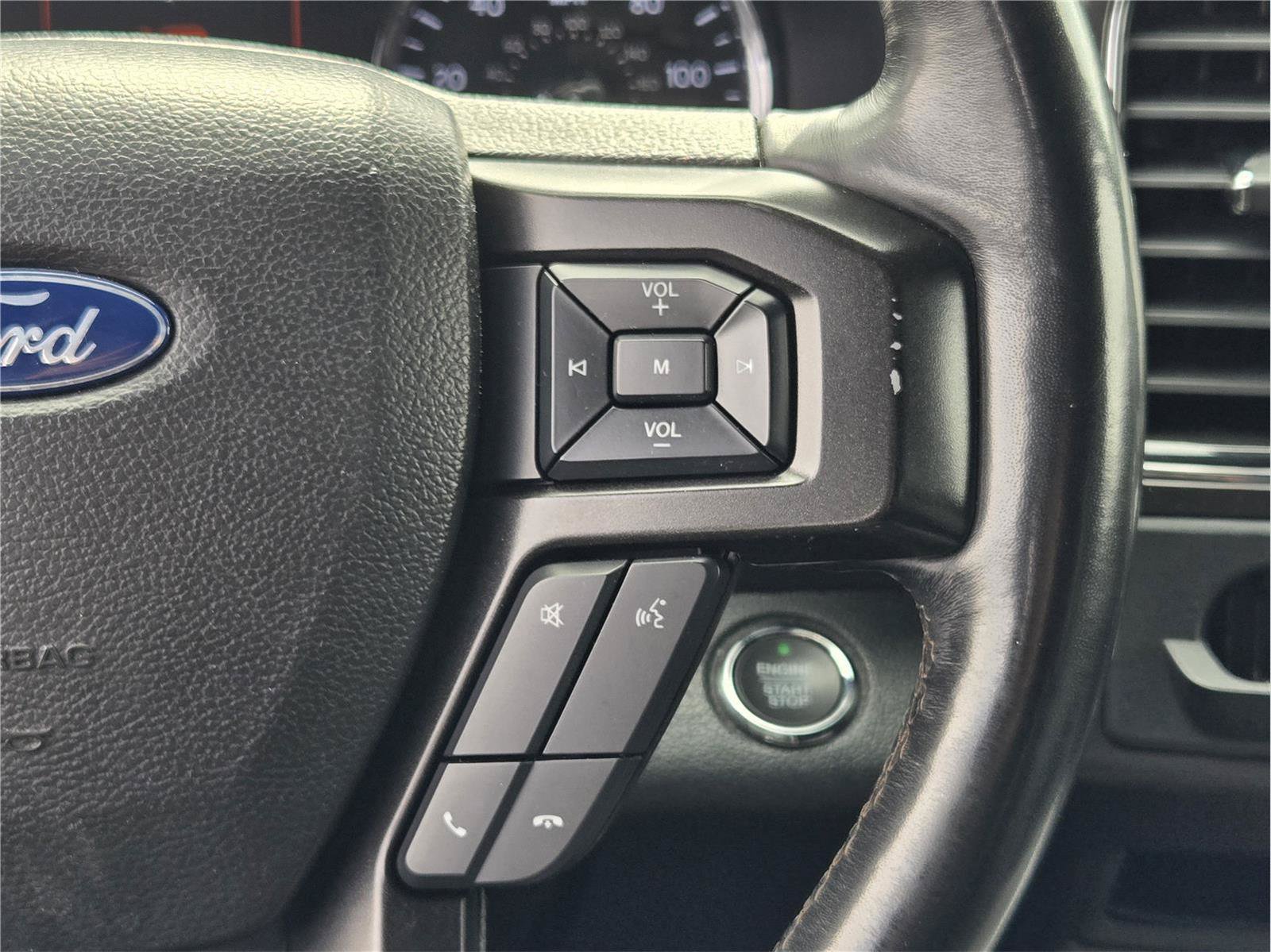 Certified 2018 Ford Expedition Limited w/ Equipment Group 302A AWD/4WD image 27