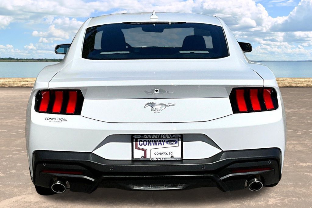 Certified 2024 Ford Mustang Coupe RWD image 7