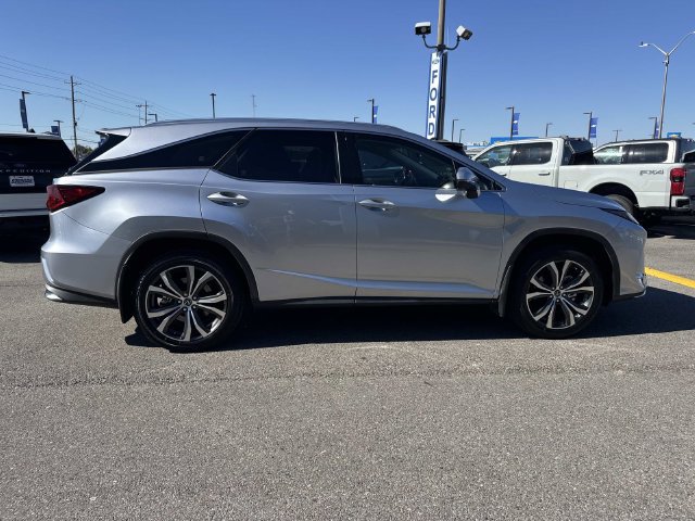 Used 2022 Lexus RX 350L FWD w/ Premium Package image 4