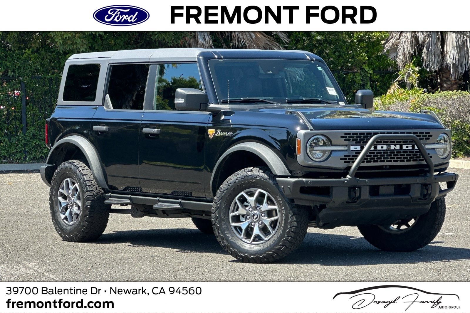 Certified 2023 Ford Bronco Badlands AWD/4WD image 1