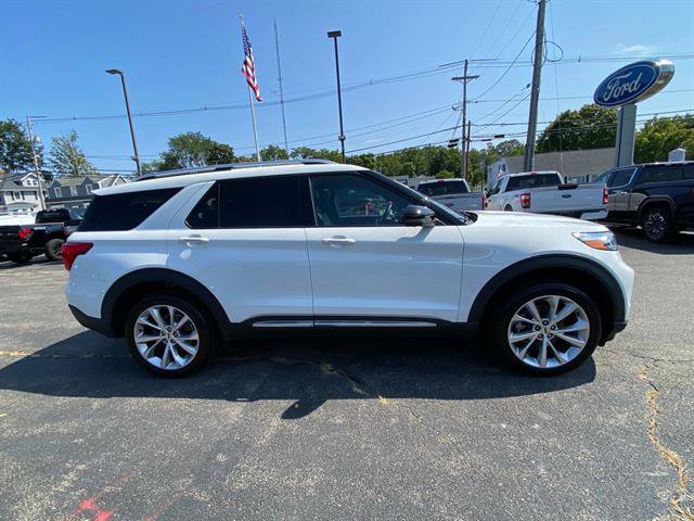 Certified 2022 Ford Explorer Platinum w/ Equipment Group 601A image 8
