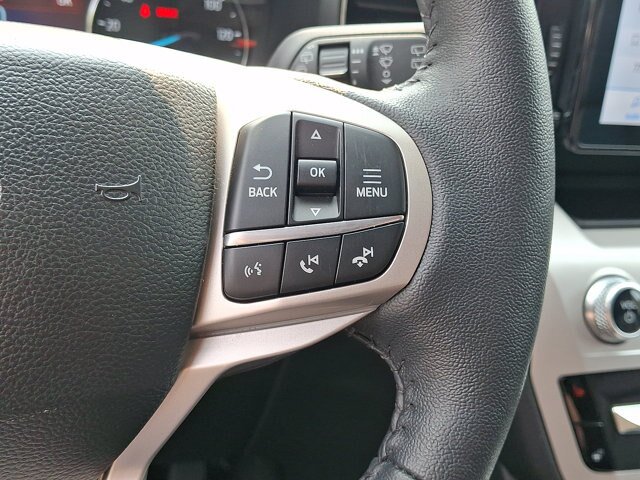 Certified 2023 Ford Explorer XLT w/ Equipment Group 202A AWD/4WD image 10