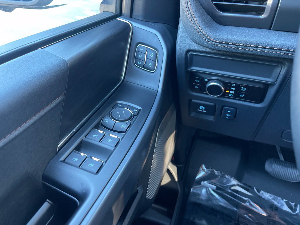 Certified 2025 Ford F150 Lightning Lariat AWD/4WD image 24