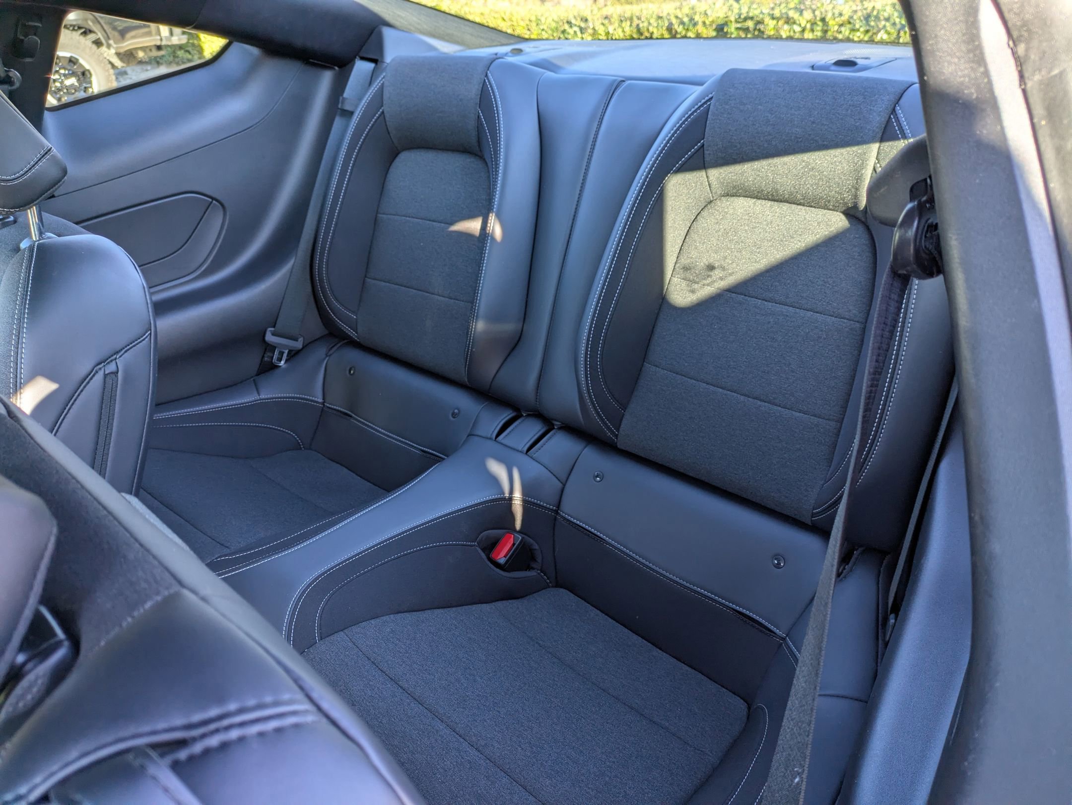 Certified 2025 Ford Mustang Coupe image 28