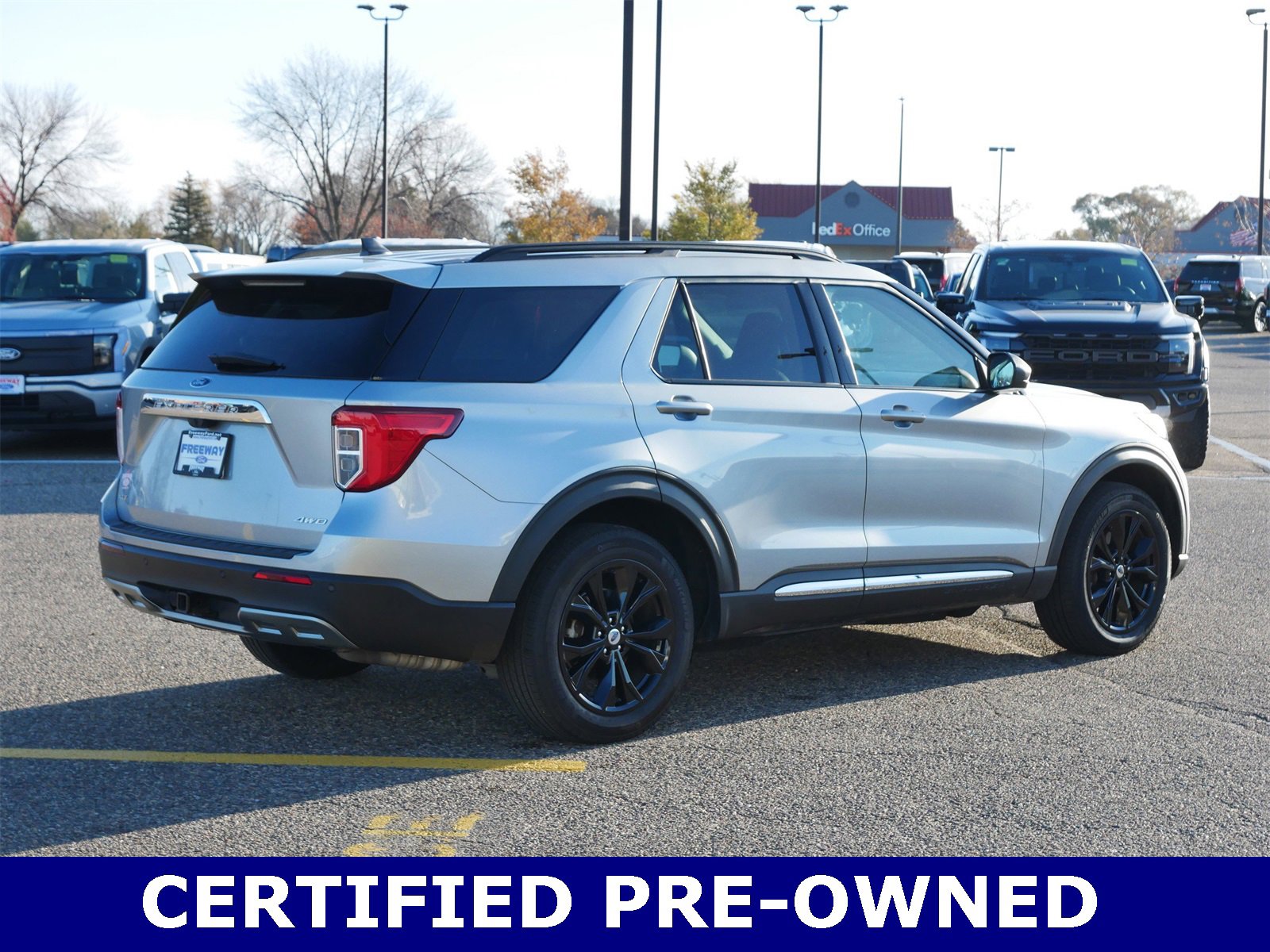 Certified 2023 Ford Explorer XLT w/ Equipment Group 202A image 5