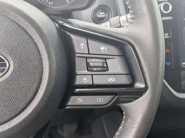 Used 2025 Subaru Forester Premium AWD/4WD image 22