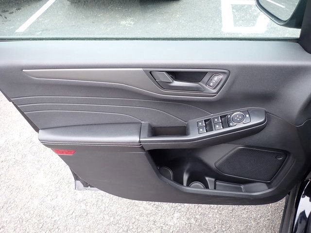 Certified 2025 Ford Escape Active image 20