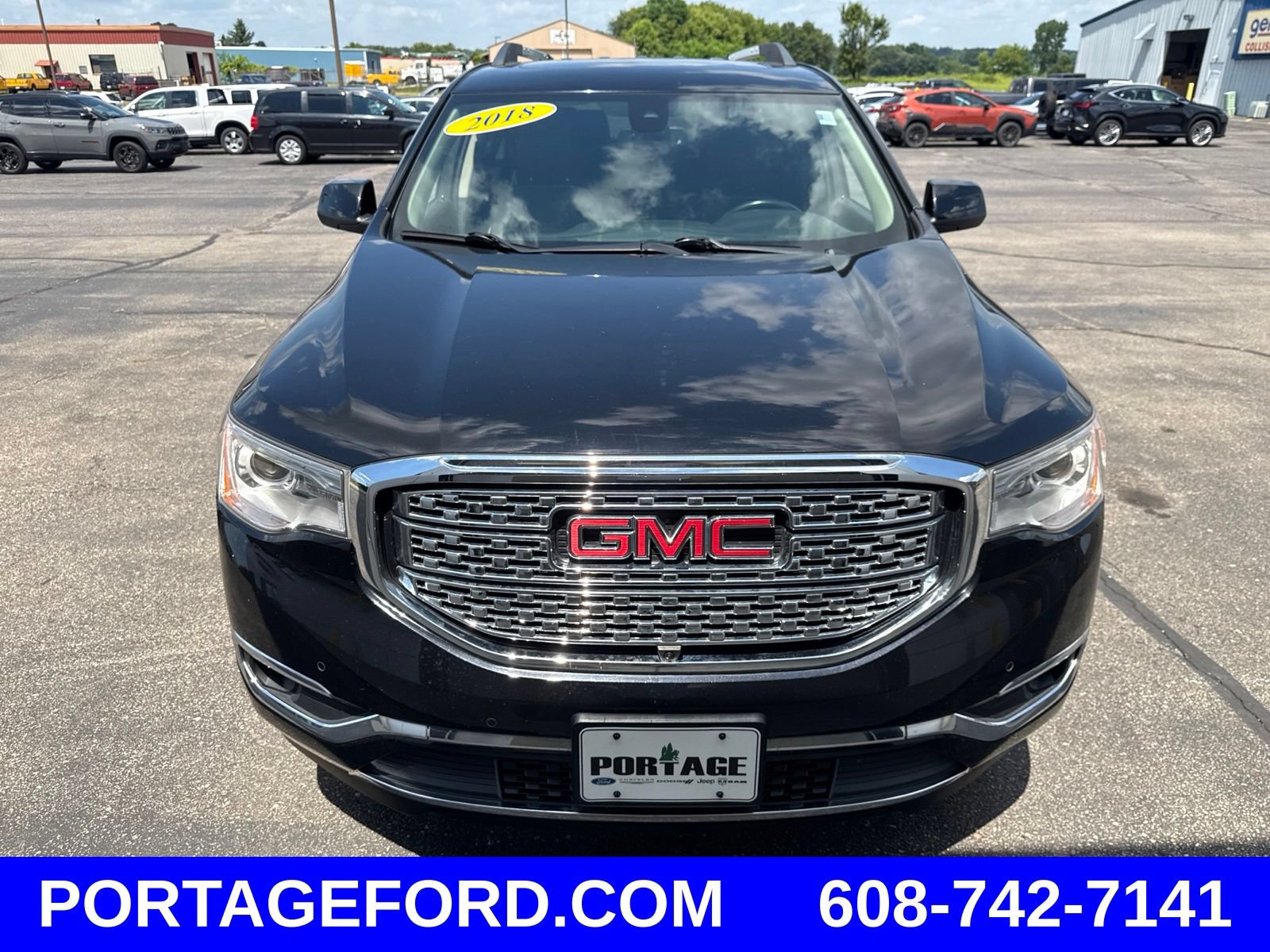 Used 2018 GMC Acadia Denali w/ Technology Package AWD/4WD image 6