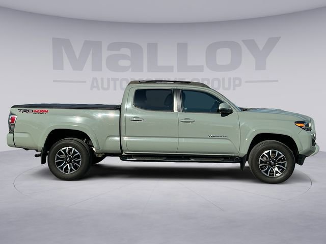 Used 2022 Toyota Tacoma TRD Sport w/ TRD Premium Sport Package image 6