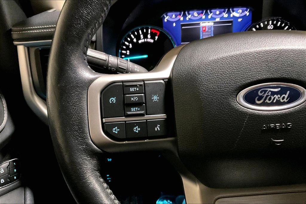 Certified 2024 Ford Expedition Max XLT image 17