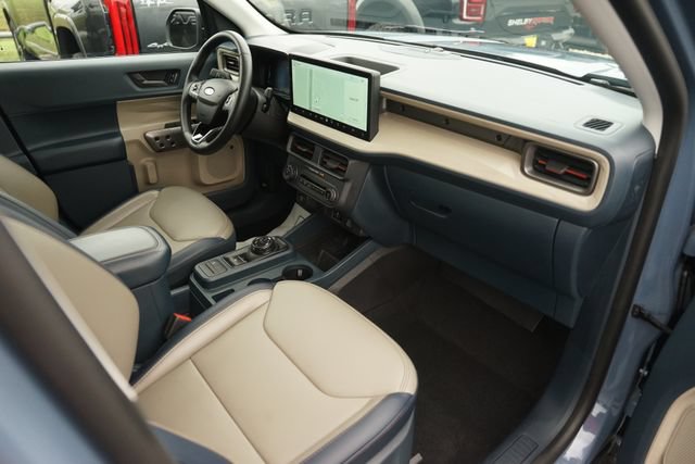 Certified 2025 Ford Maverick Lariat w/ 4K Tow Package AWD/4WD image 18