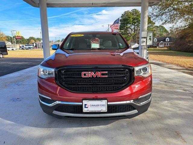 Used 2019 GMC Acadia SLE w/ LPO, Black Accent Package image 2