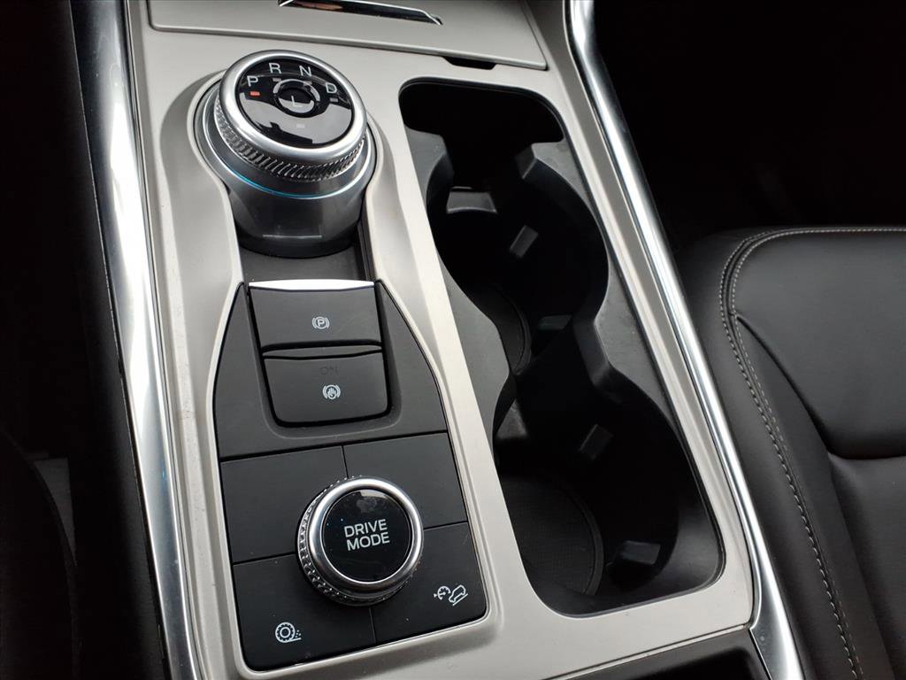 Certified 2023 Ford Explorer XLT w/ Equipment Group 202A image 24