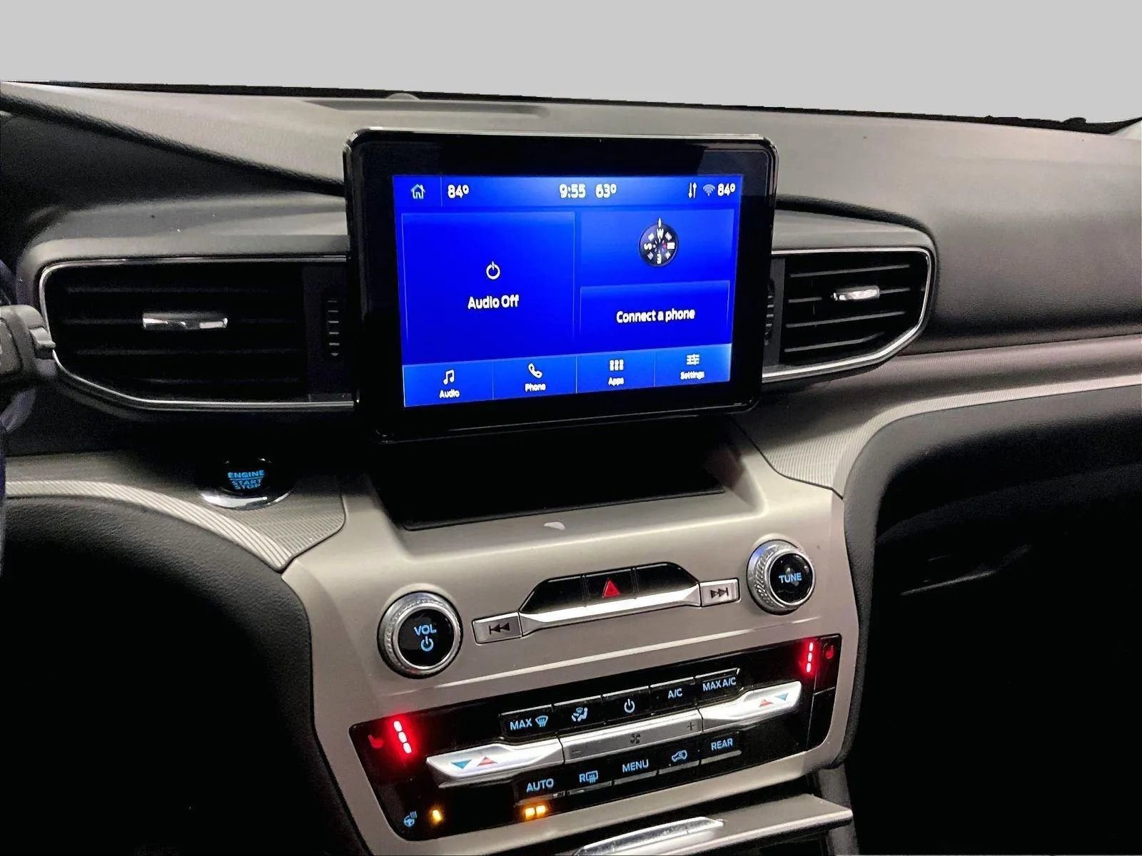 Certified 2023 Ford Explorer XLT w/ Equipment Group 202A image 6