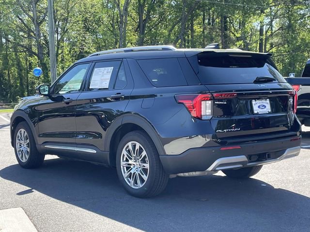 Certified 2025 Ford Explorer Platinum image 3