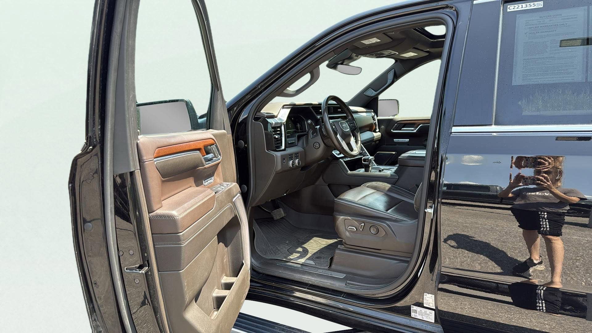 Used 2022 GMC Sierra 1500 Denali w/ Denali Reserve Package image 27