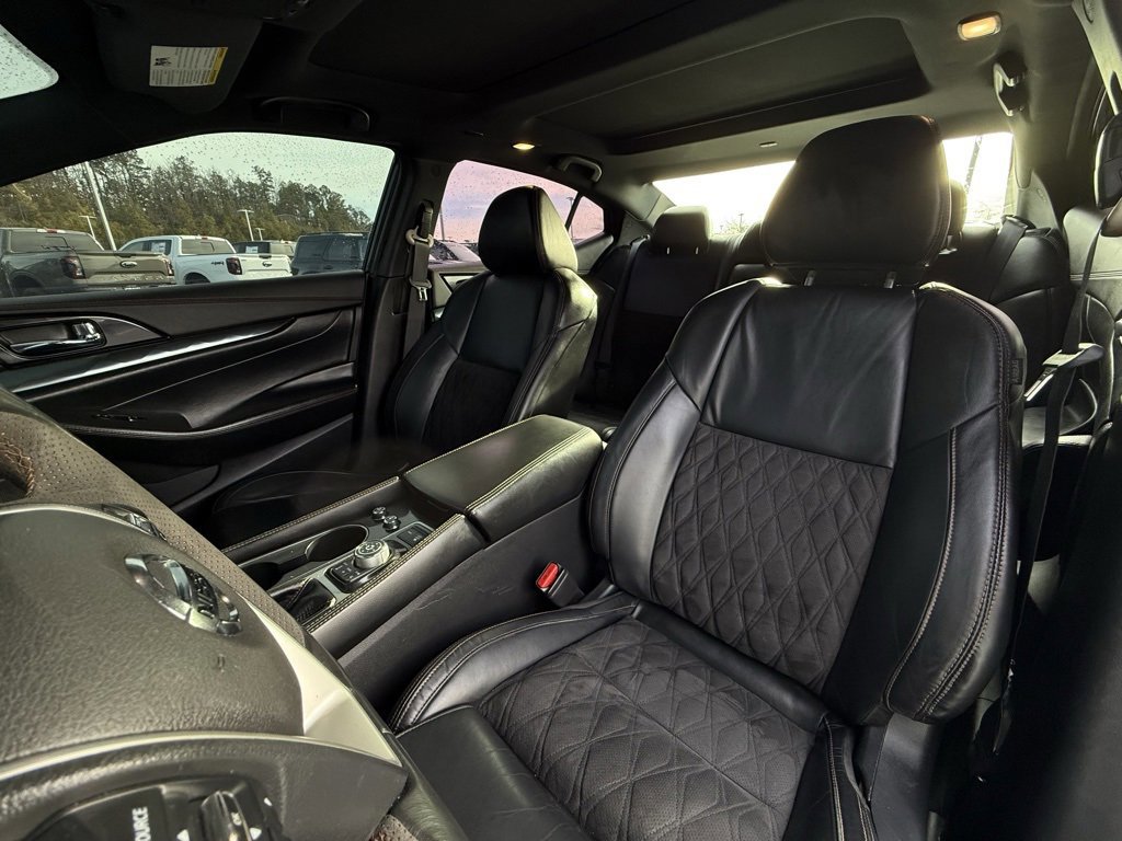 Used 2021 Nissan Maxima SR w/ Sport Mat Group image 22