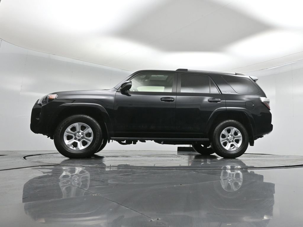 Used 2023 Toyota 4Runner SR5 Premium w/ Moonroof Package image 23