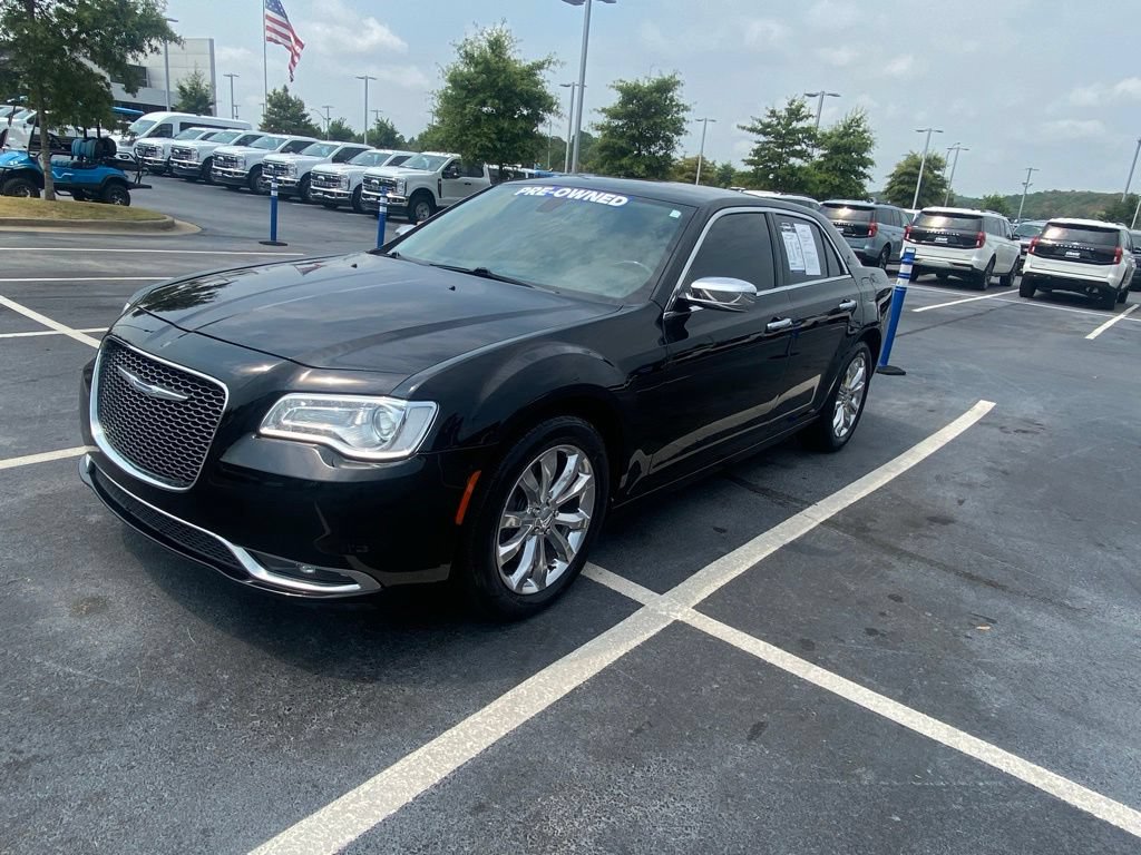 Used 2018 Chrysler 300 Limited AWD/4WD image 3