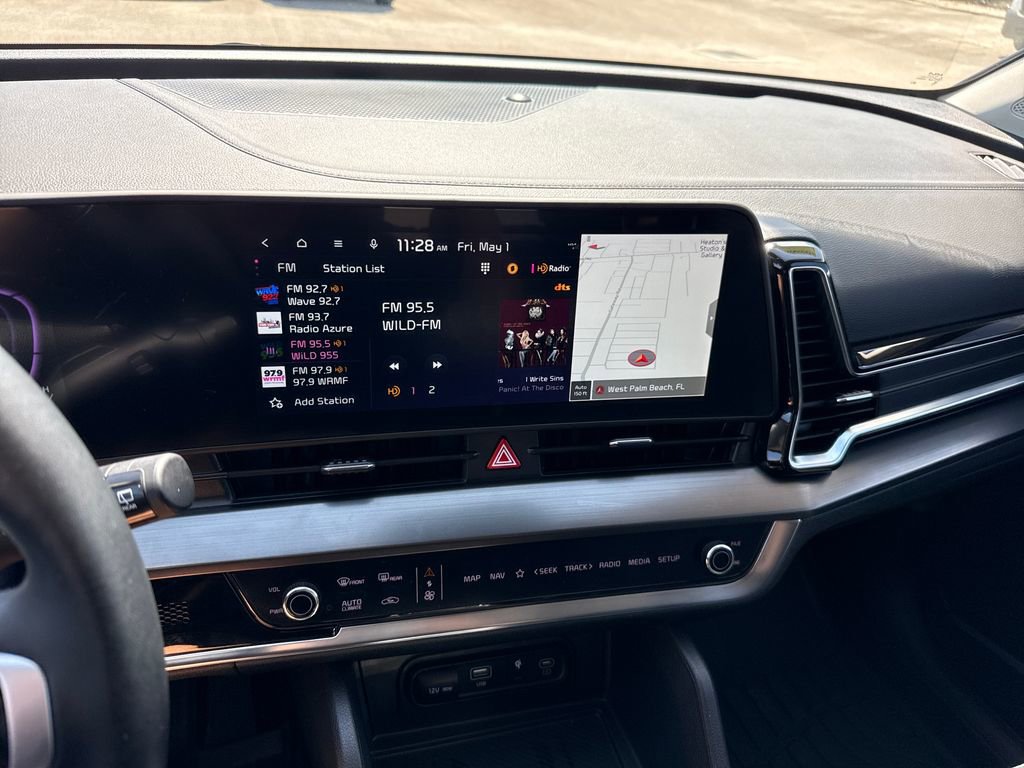 Used 2025 Kia Sportage EX FWD image 18