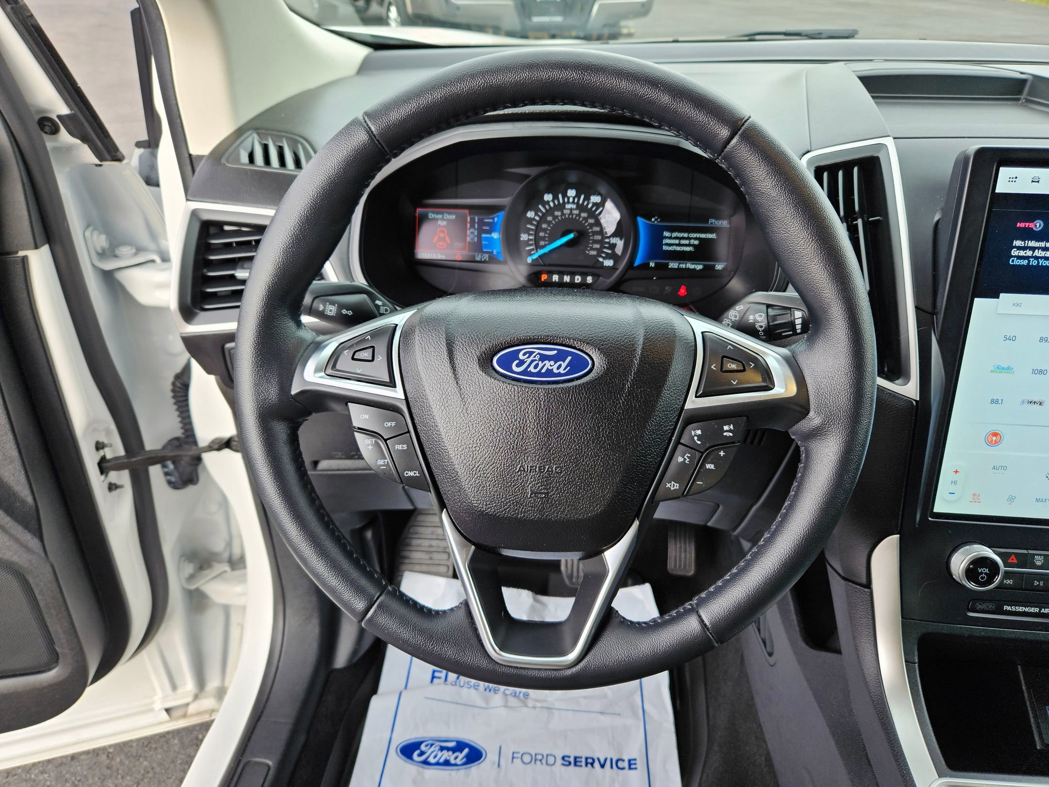Certified 2023 Ford Edge SEL w/ Convenience Package image 9
