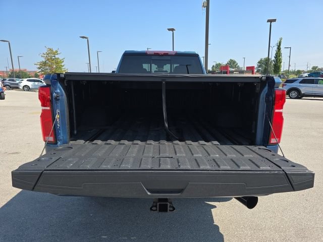 Used 2024 Chevrolet Silverado 2500 High Country w/ Technology Package AWD/4WD image 16