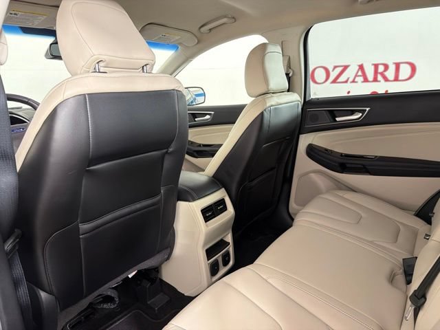Certified 2020 Ford Edge Titanium FWD image 14
