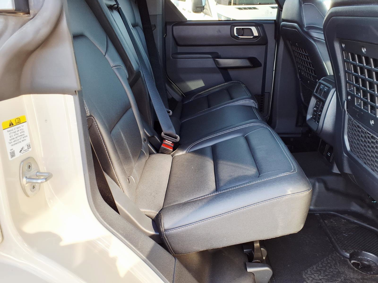 Certified 2025 Ford Bronco Badlands image 14